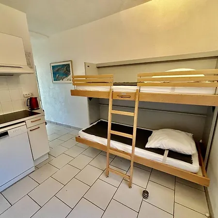 Confortable Avec Terrasse, Proche Plages - Fr-1-816-1 شقة *